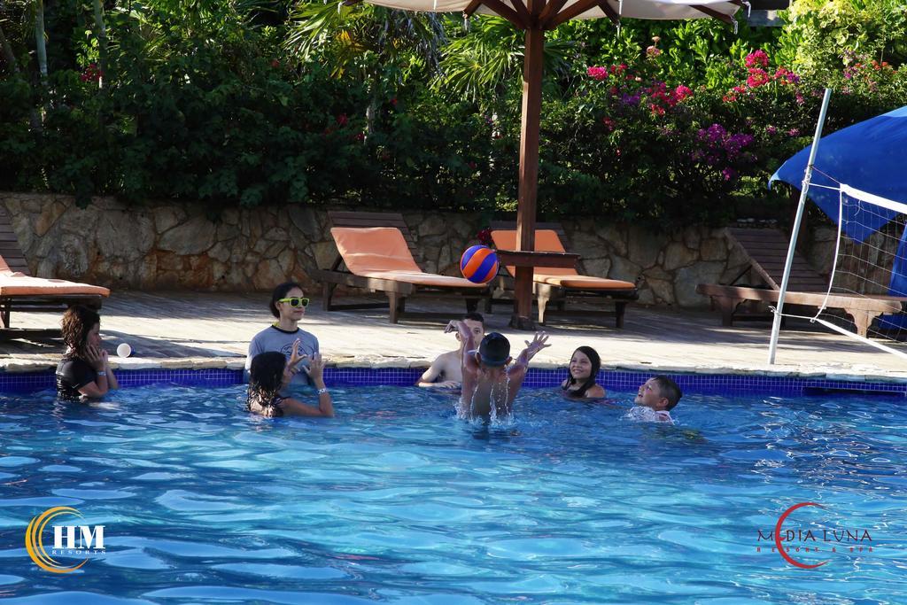 Media Luna Resort & Spa Second Bight Kültér fotó